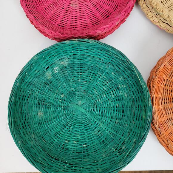 Lot of 12 Vintage Paper Plate Holder Colorful Woven Wicker Rattan Straw - Picture 8 of 10
